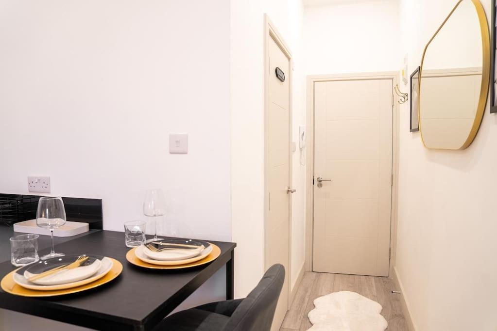 Five Star Boutique Studio Flat In Londres Exterior foto
